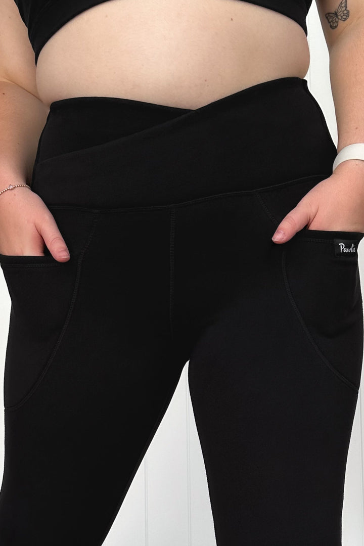 Black - Fleece - Regular Flarey Leggings - Pockets