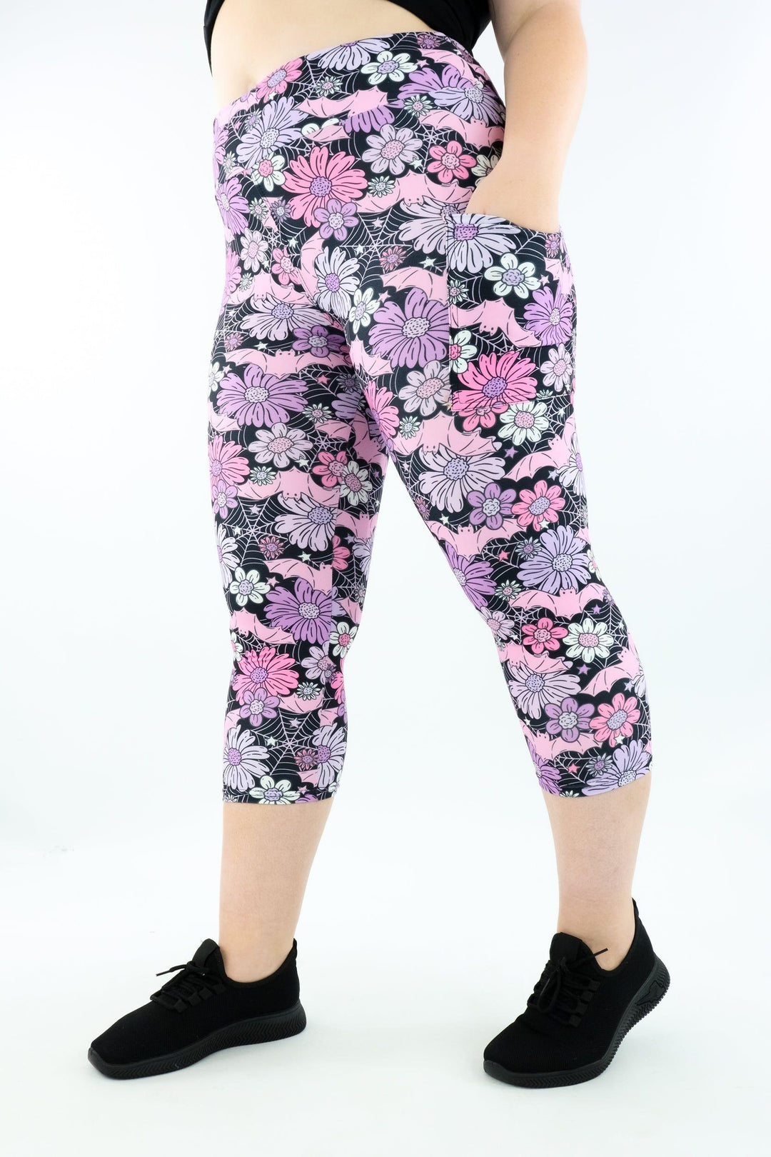 Pretty Scary - Casual - Capri Leggings - Pockets Casual Capri Leggings - Pockets Pawlie