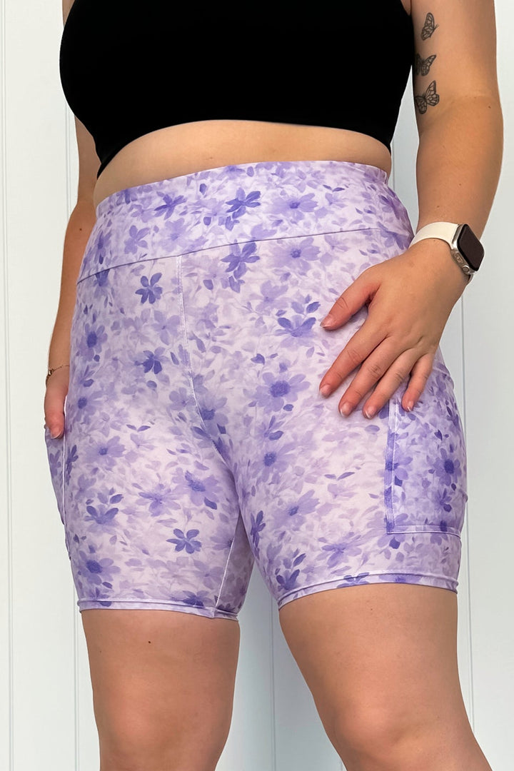Purple Meadow Mist - Casual - Mid Shorts - Pockets