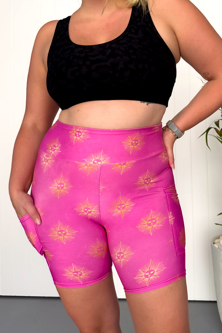 Sun-Kissed Magenta - Casual - Mid Shorts - Pockets