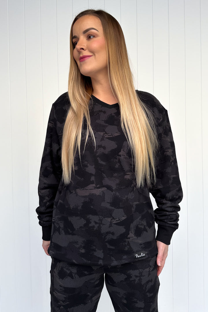 Darkling - Fleece Jumper - V-neck (Imperfect)