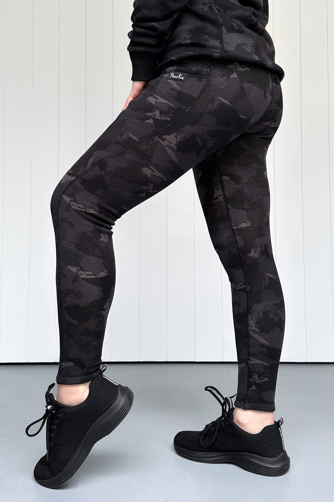 Darkling - Fleece - Leg Pockets - Full Leggings