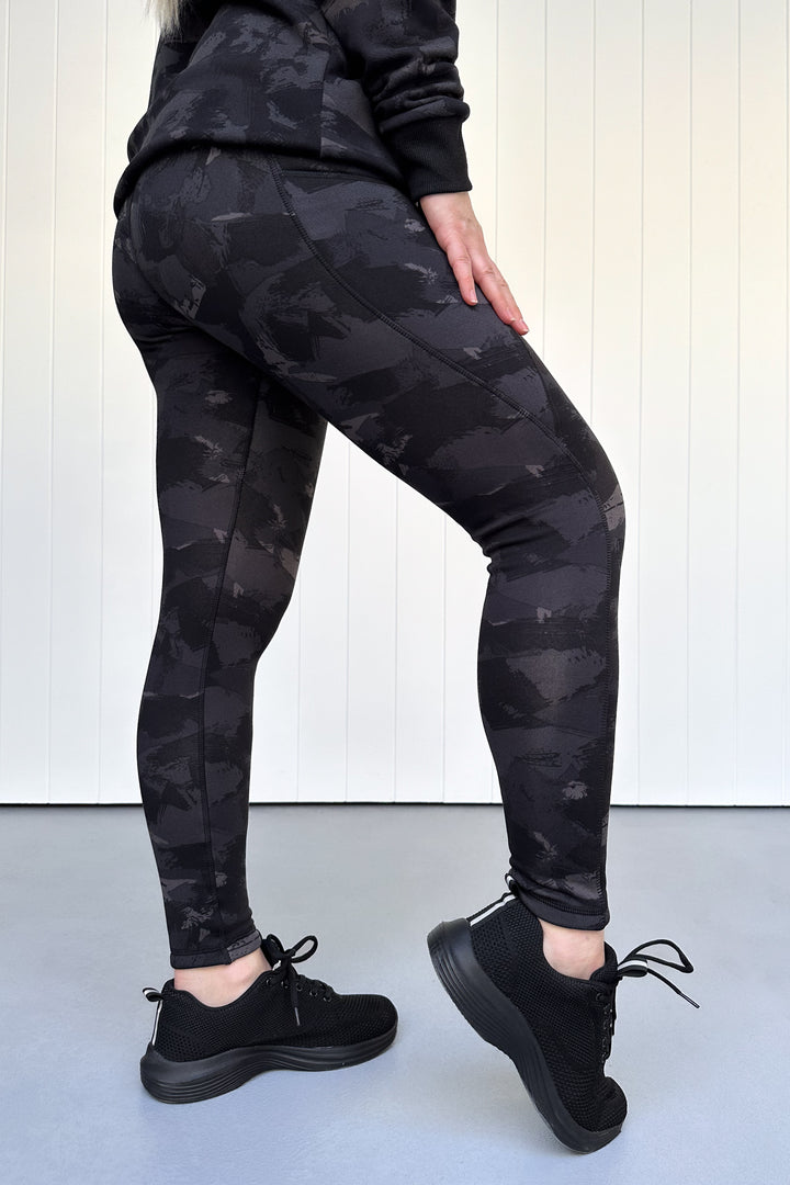 Darkling - Fleece - Leg Pockets - Full Leggings