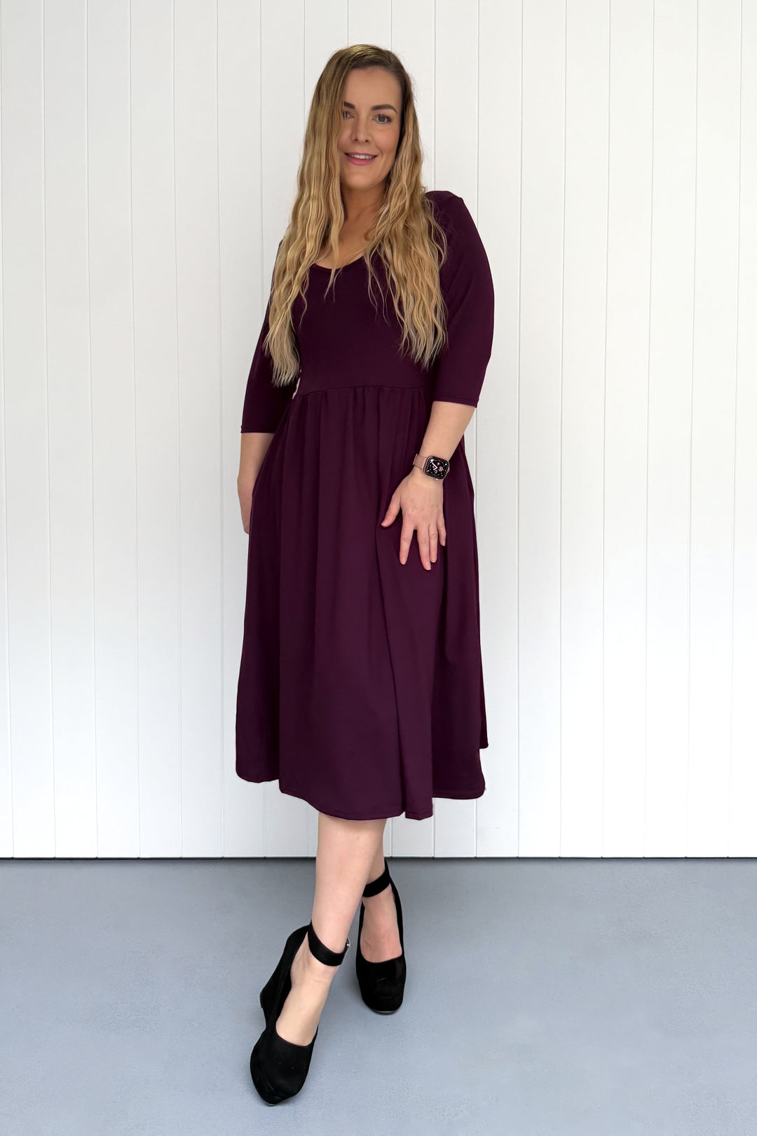 Plum - 3/4 Sleeve - Midi Dress - Pockets
