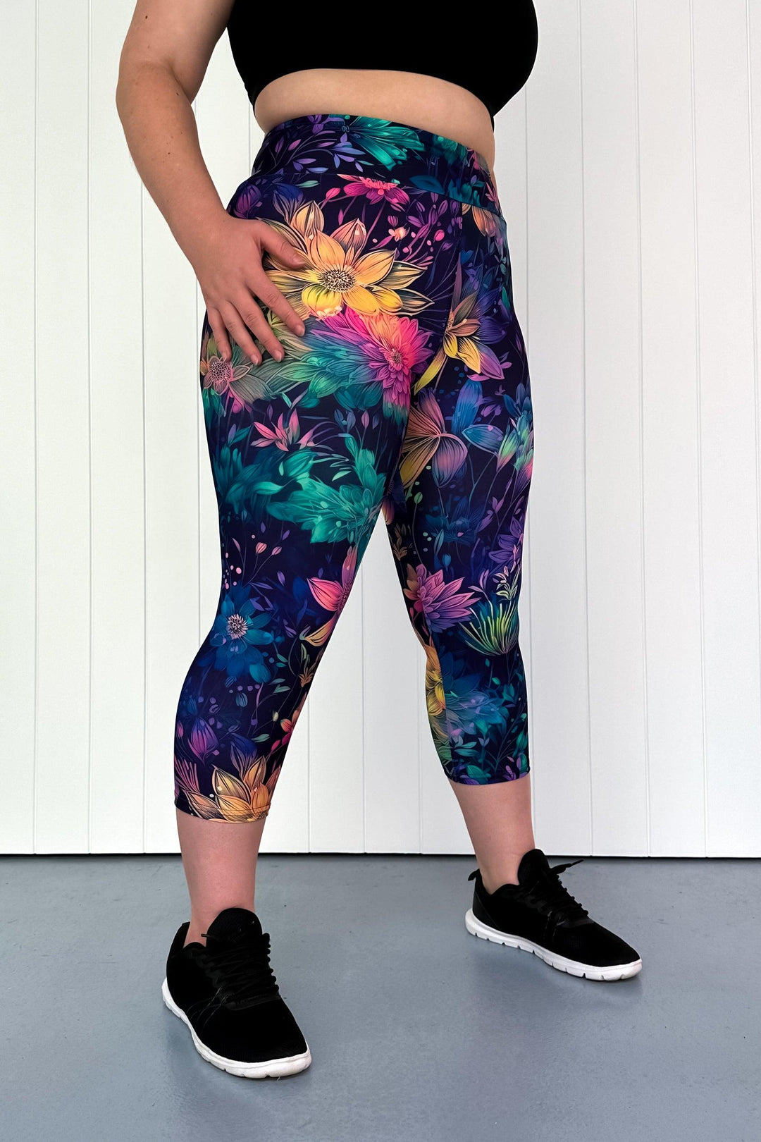 Scintillate Florals - Casual - Capri Leggings