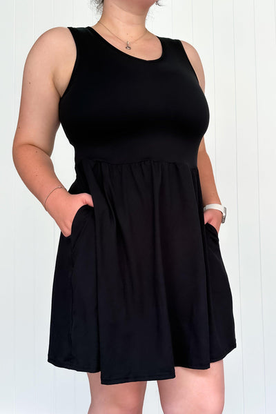 Black - Sleeveless Mini Dress - Pockets