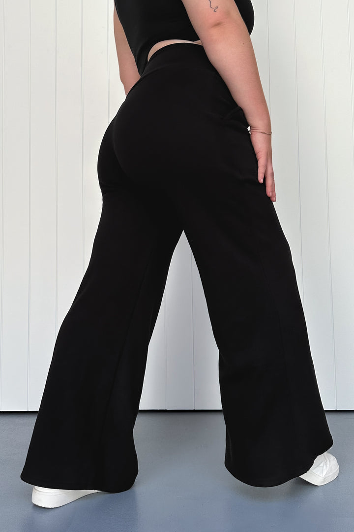Black - Fleece - Palazzo Pant - Pockets