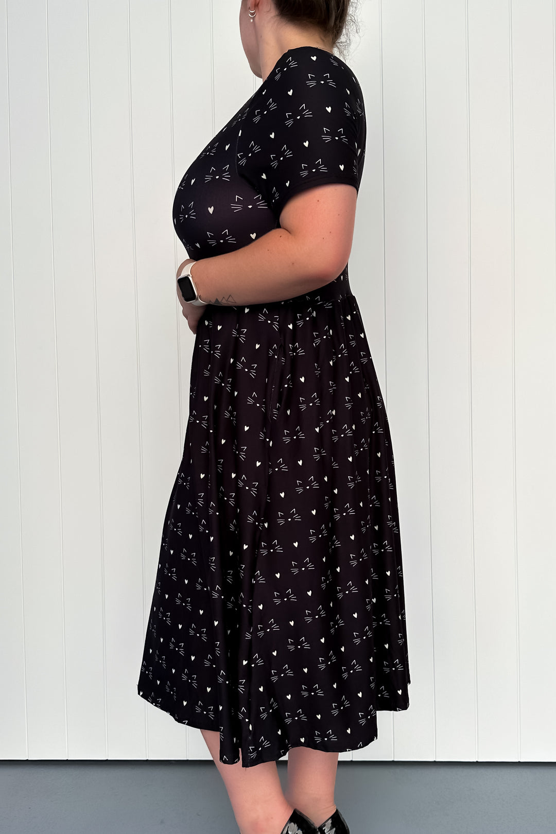 Nocturnal Whiskers - Midi Dress - Short Sleeve - Pockets