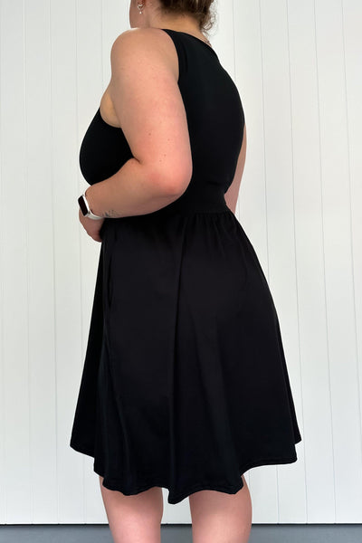 Black - Sleeveless Knee Length Dress - V-neck - Side Pockets