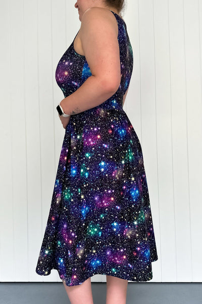 Galaxies Far Away - Sleeveless Midi Dress - Pockets