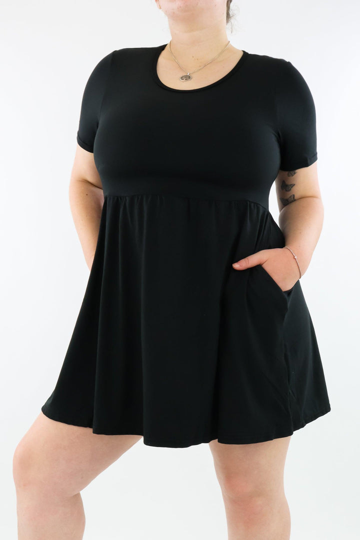 Black - Micro Dress - Short Sleeve - Pockets