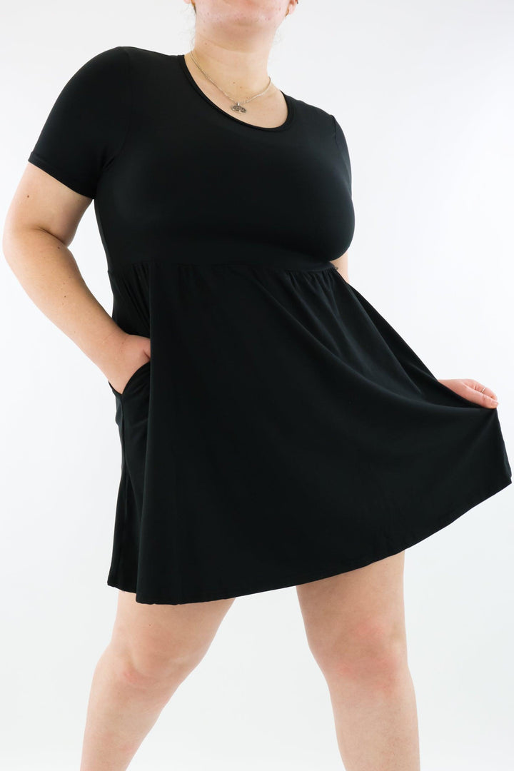 Black - Micro Dress - Short Sleeve - Pockets