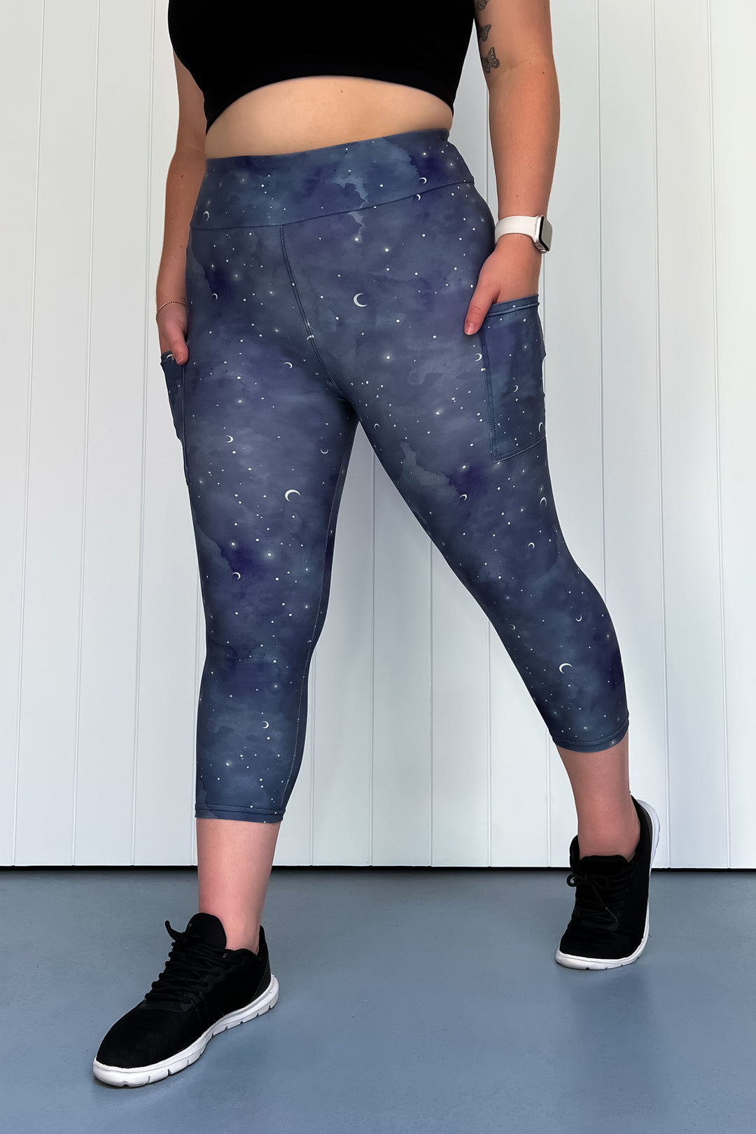 Midnight Dreams - Casual - Capri Leggings - Pockets