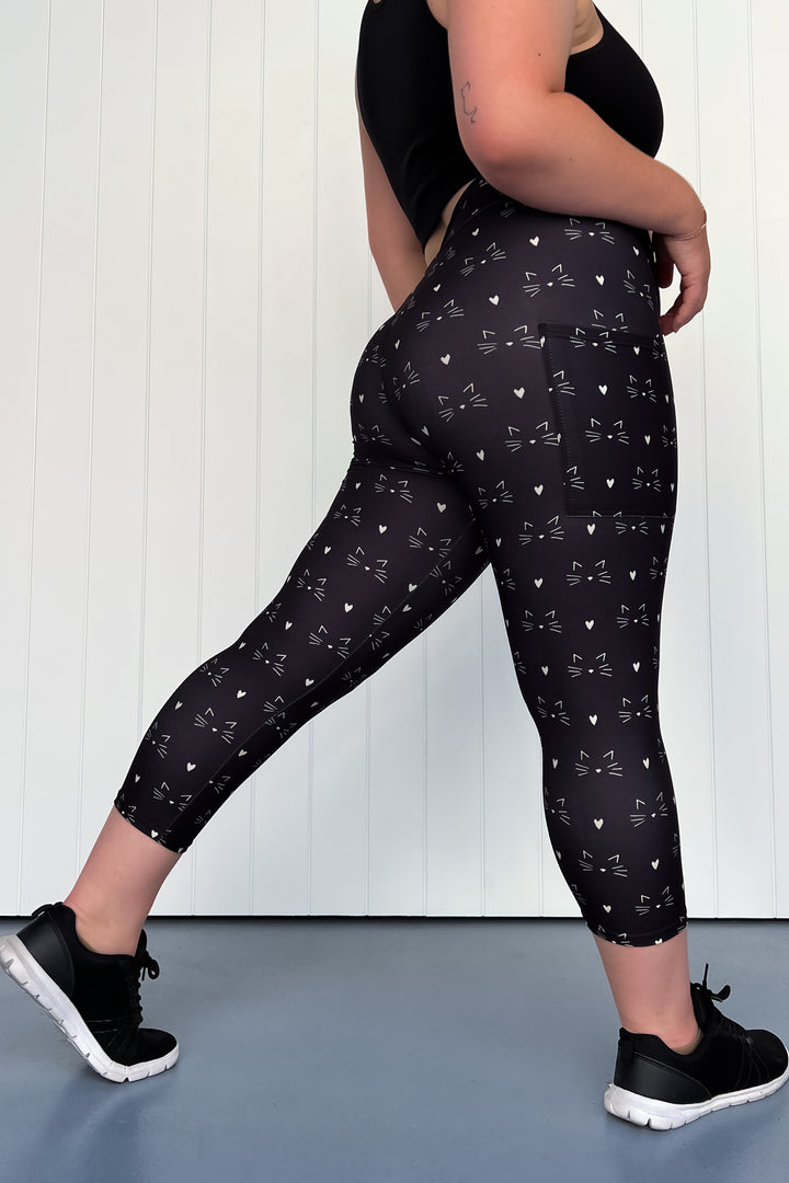Nocturnal Whiskers - Casual - Capri Leggings - Pockets
