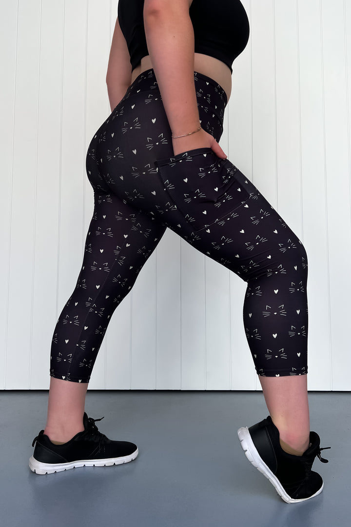 Nocturnal Whiskers - Casual - Capri Leggings - Pockets
