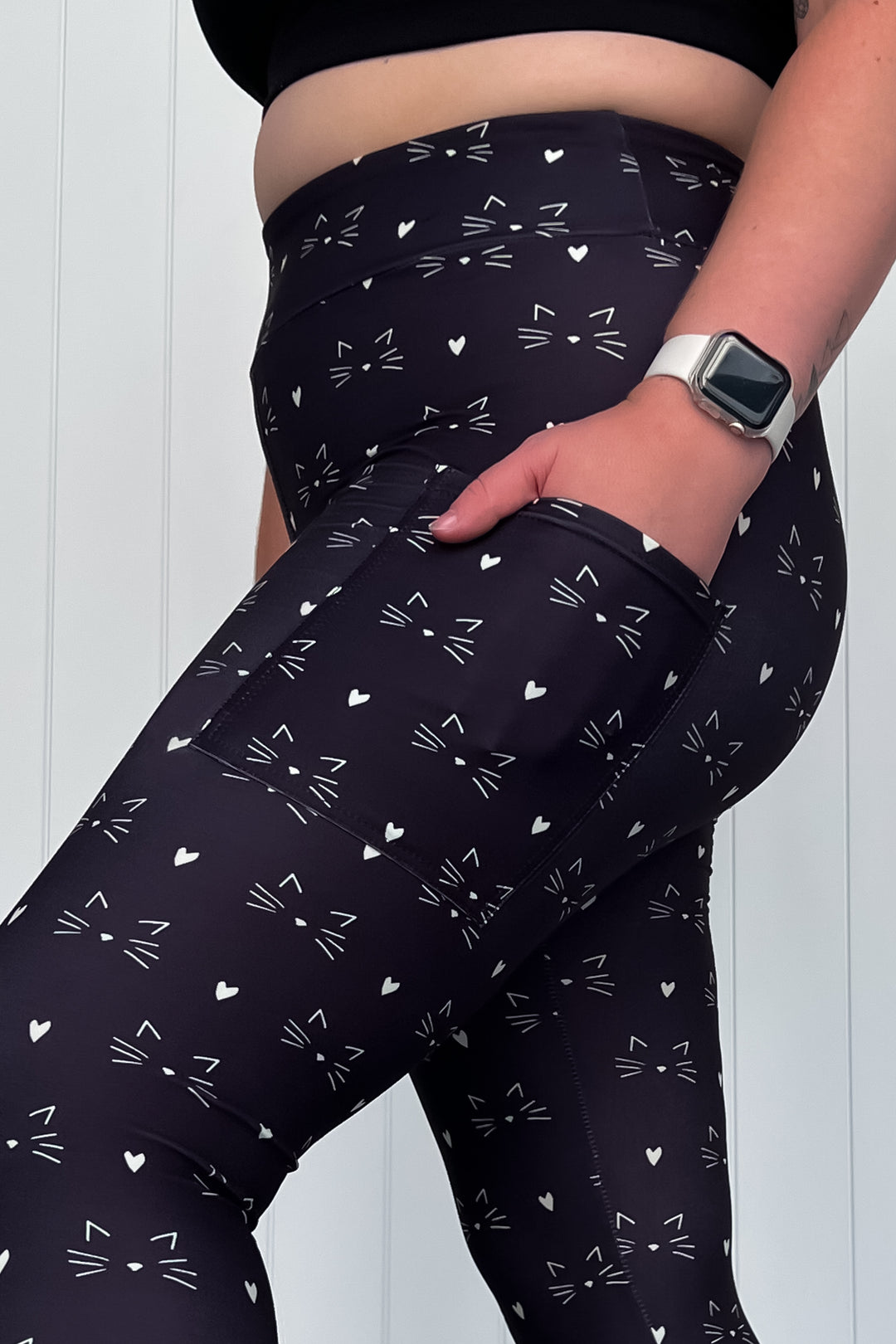 Nocturnal Whiskers - Casual - Capri Leggings - Pockets