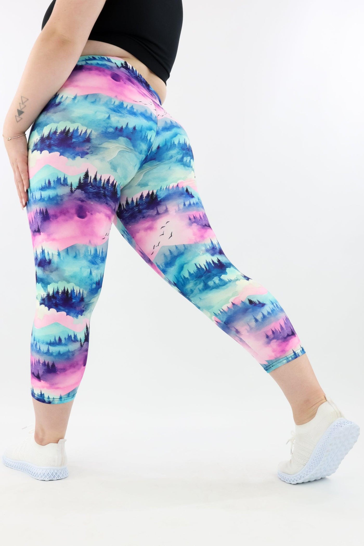 Wilderness - Casual - Capri Leggings