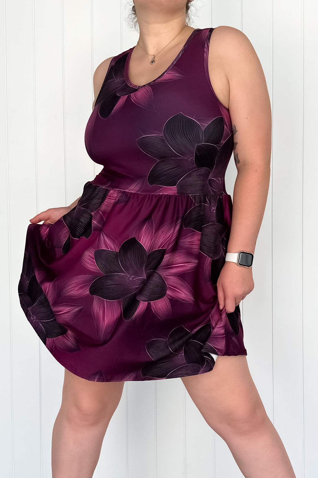 Burgundy Flower - Sleeveless Mini Dress - Pockets