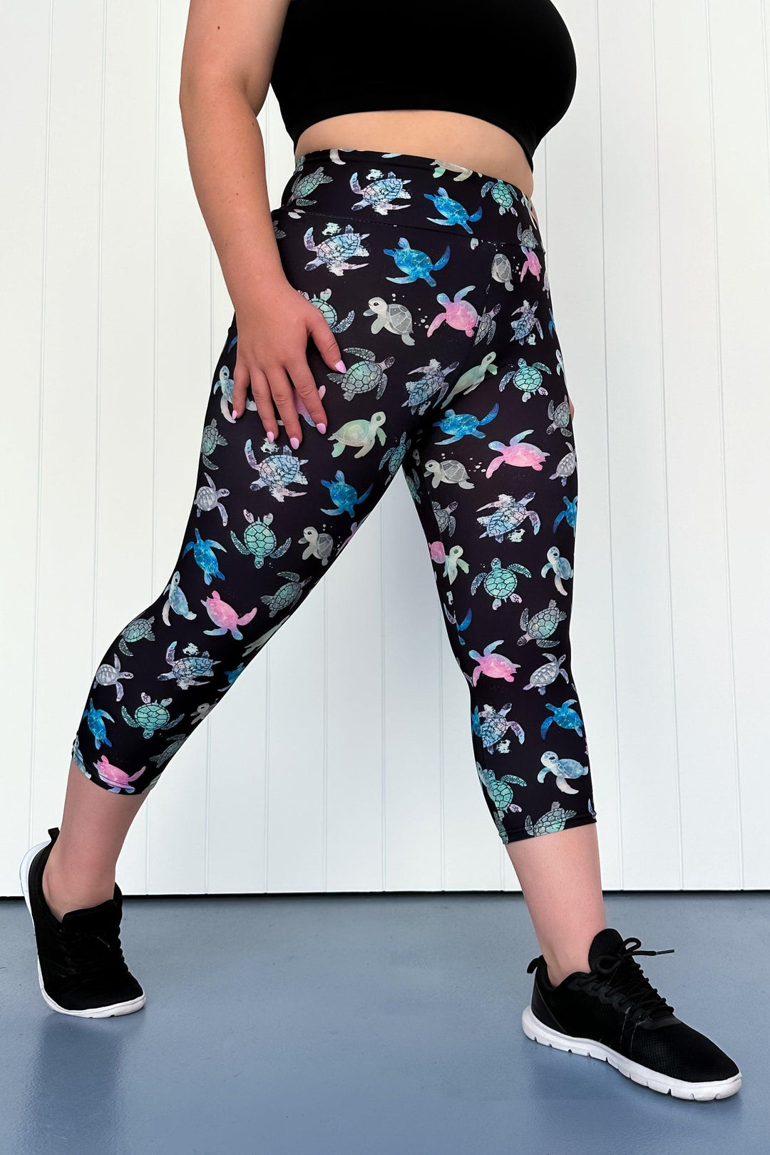 Majestic Turtles - Casual - Capri Leggings