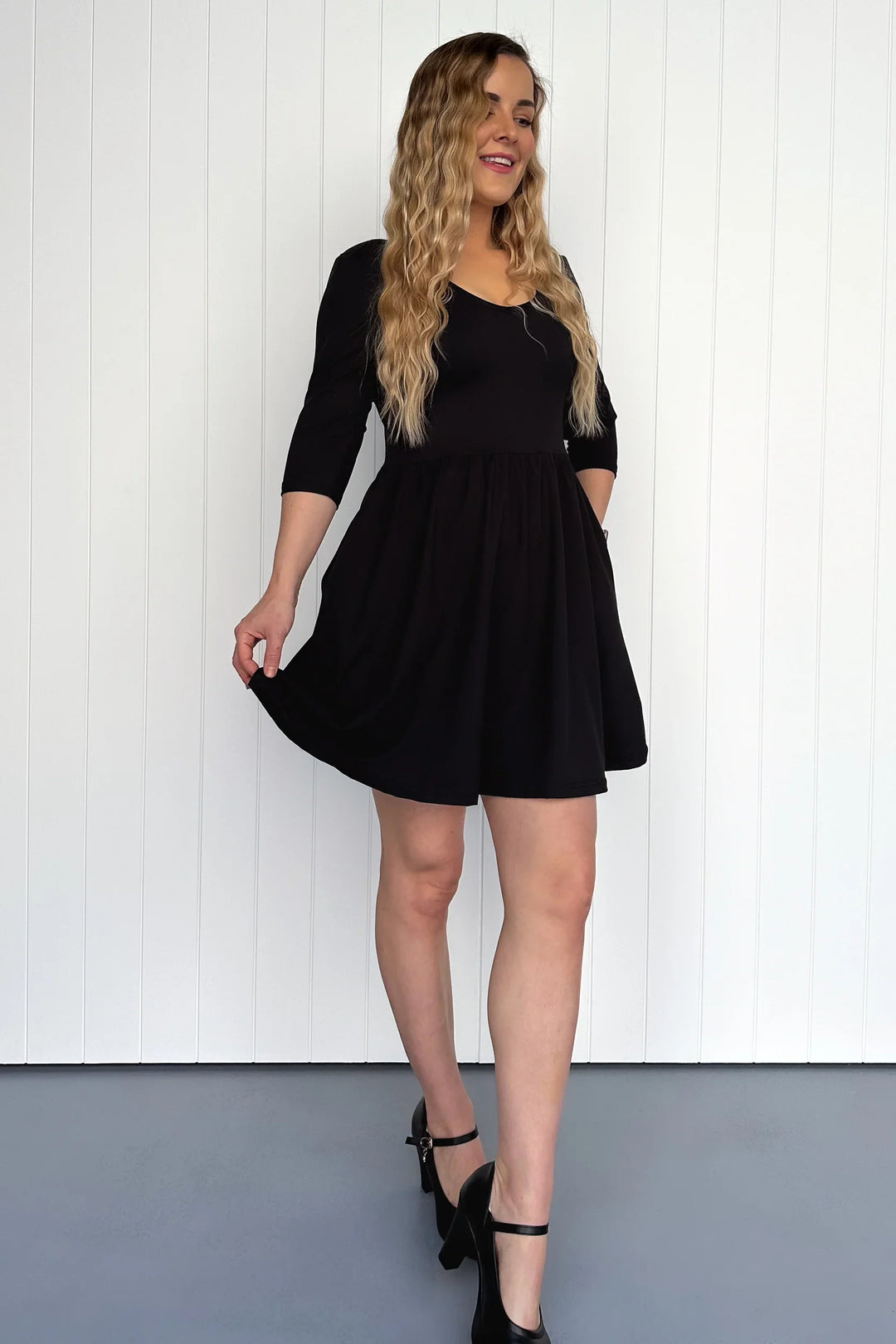 Black Mini Dress with Pockets Stretchy Classic | Pawlie Black Mini Dress with Pockets Stretchy Classic | Pawlie