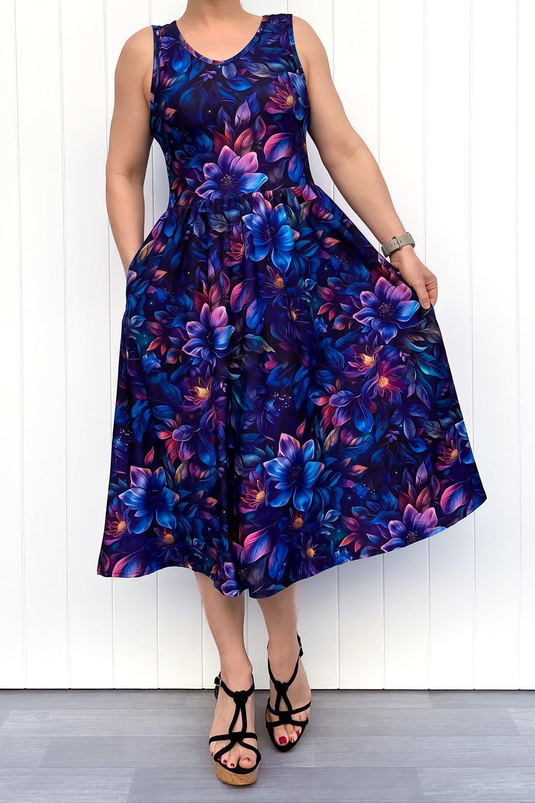 Obsidian Petal - Sleeveless Midi Dress - Pockets