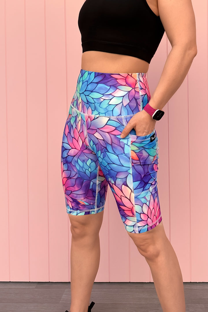 Pastel Lotus - Long Shorts - Hybrid 2.0 - Pockets