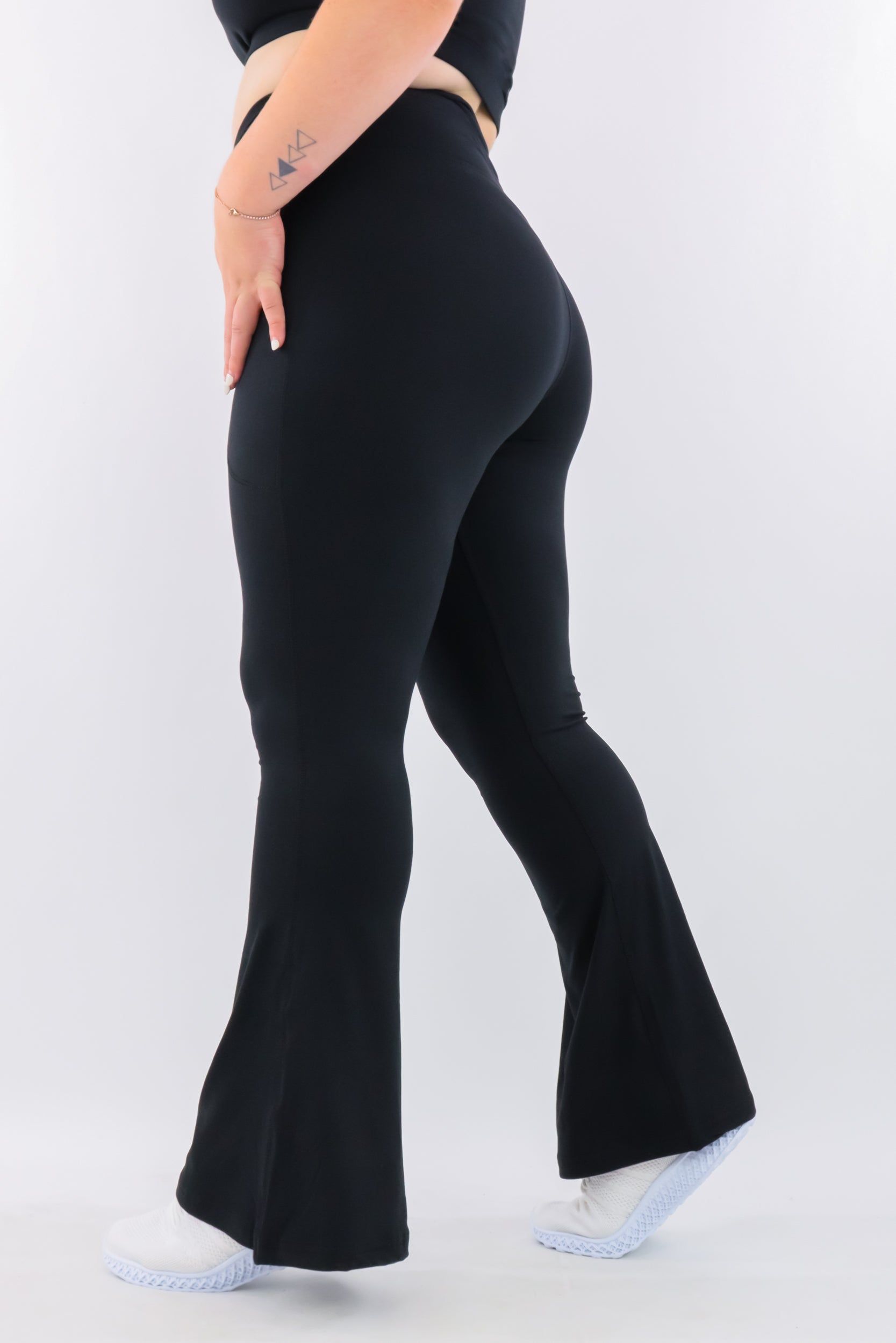 Leggings with pockets hot sale for phone australia