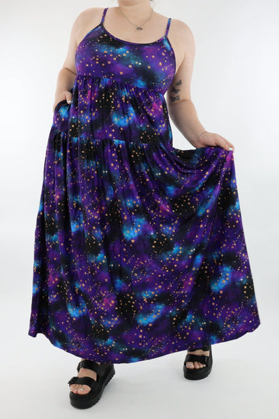Universe Shimmer - Strappy Maxi Dress - Pockets