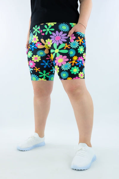Flower Power - Casual - Long Shorts - Pockets - Pawlie