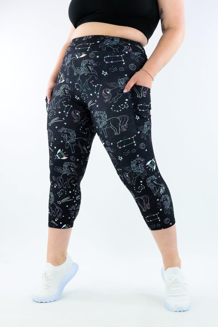 Space Unicorn - Casual - Capri Leggings - Pockets - Pawlie