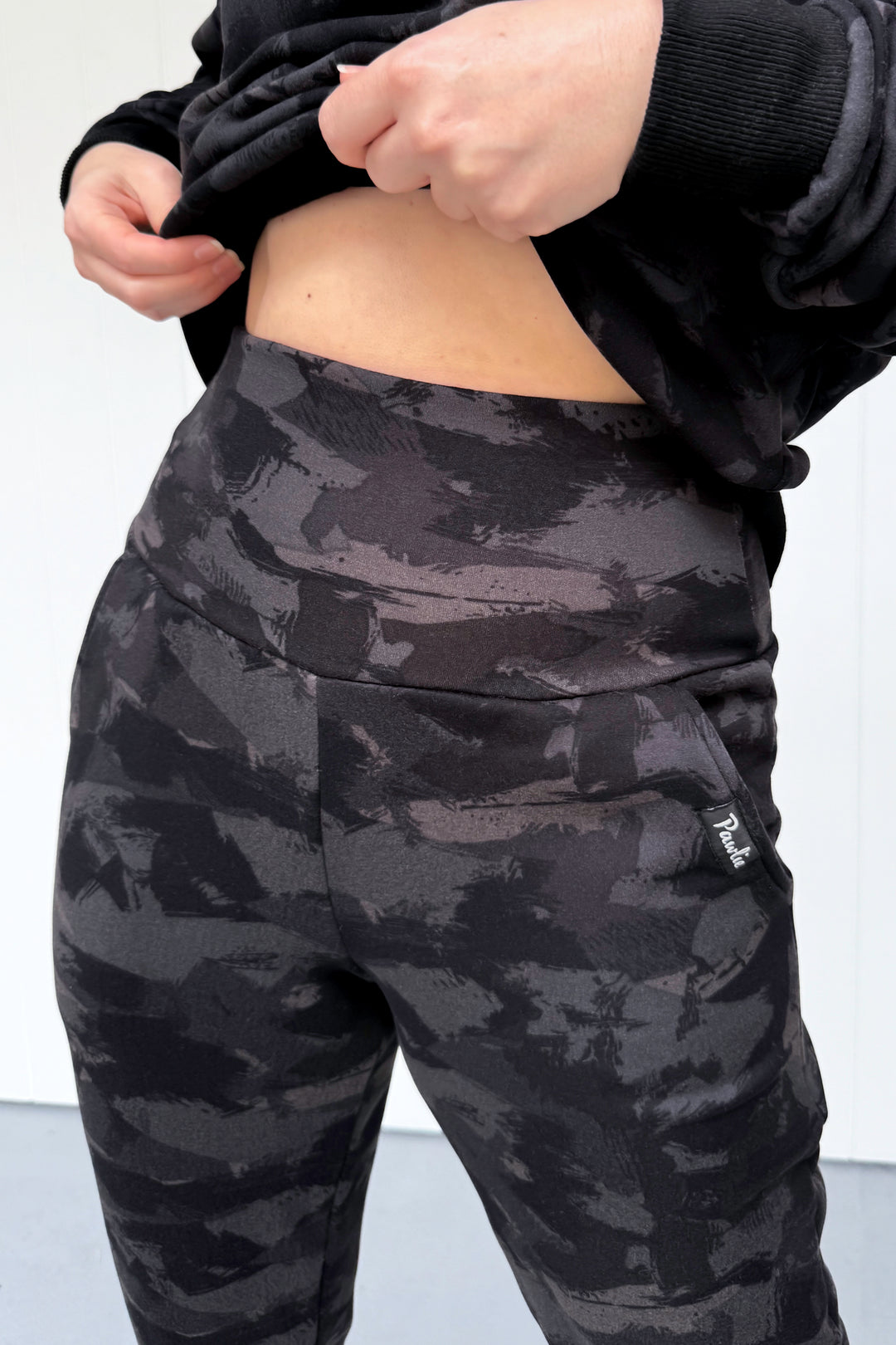 Darkling - Fleece Joggers - Pockets