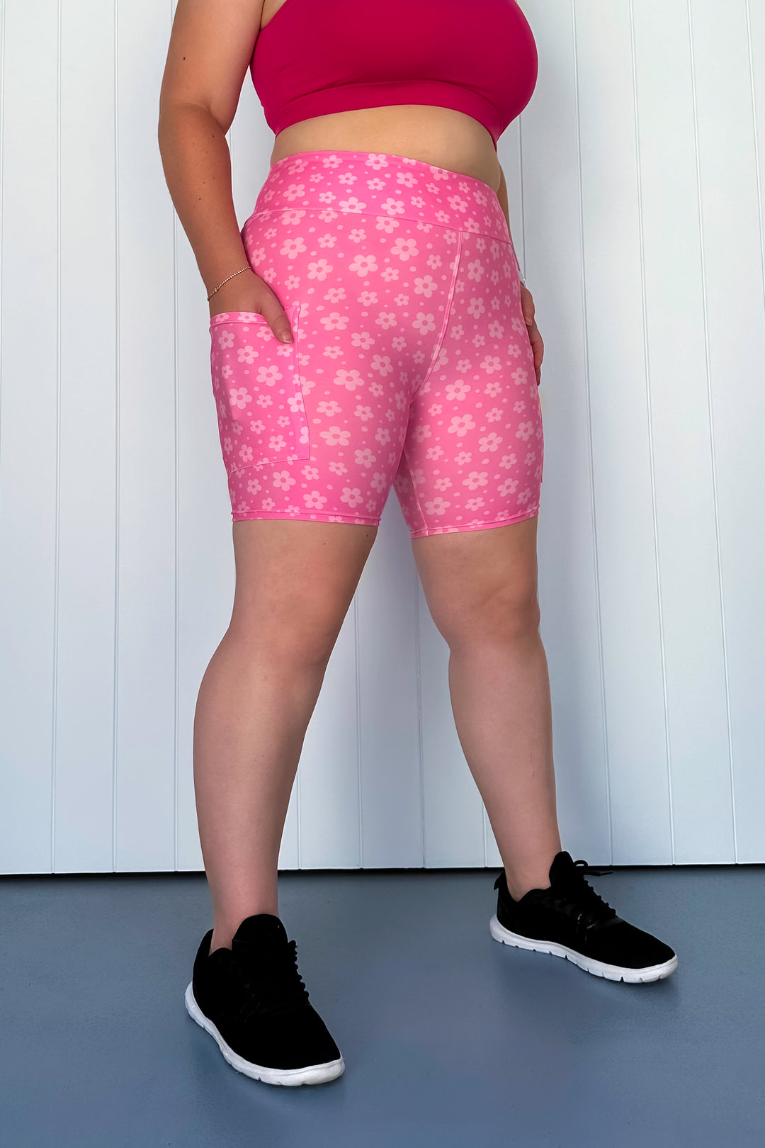 Pink Daisy Confetti - Casual - Mid Shorts - Pockets