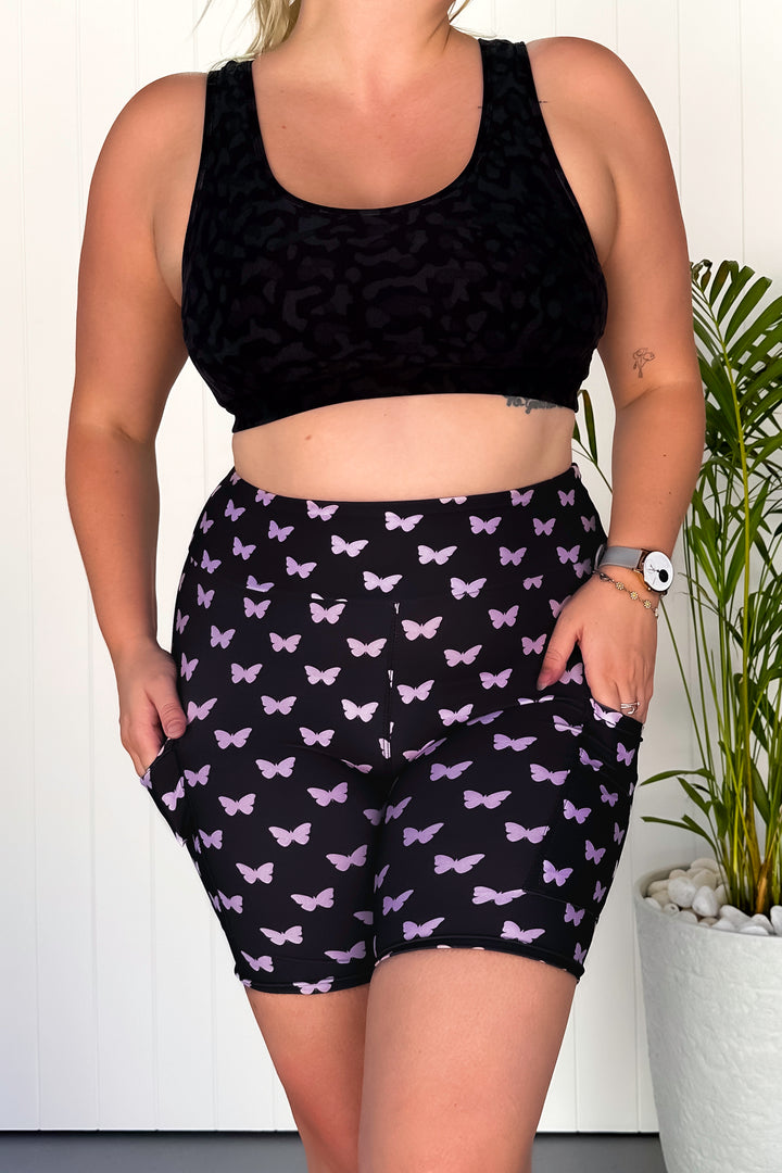 Butterfly Imprint - Casual - Mid Shorts - Pockets