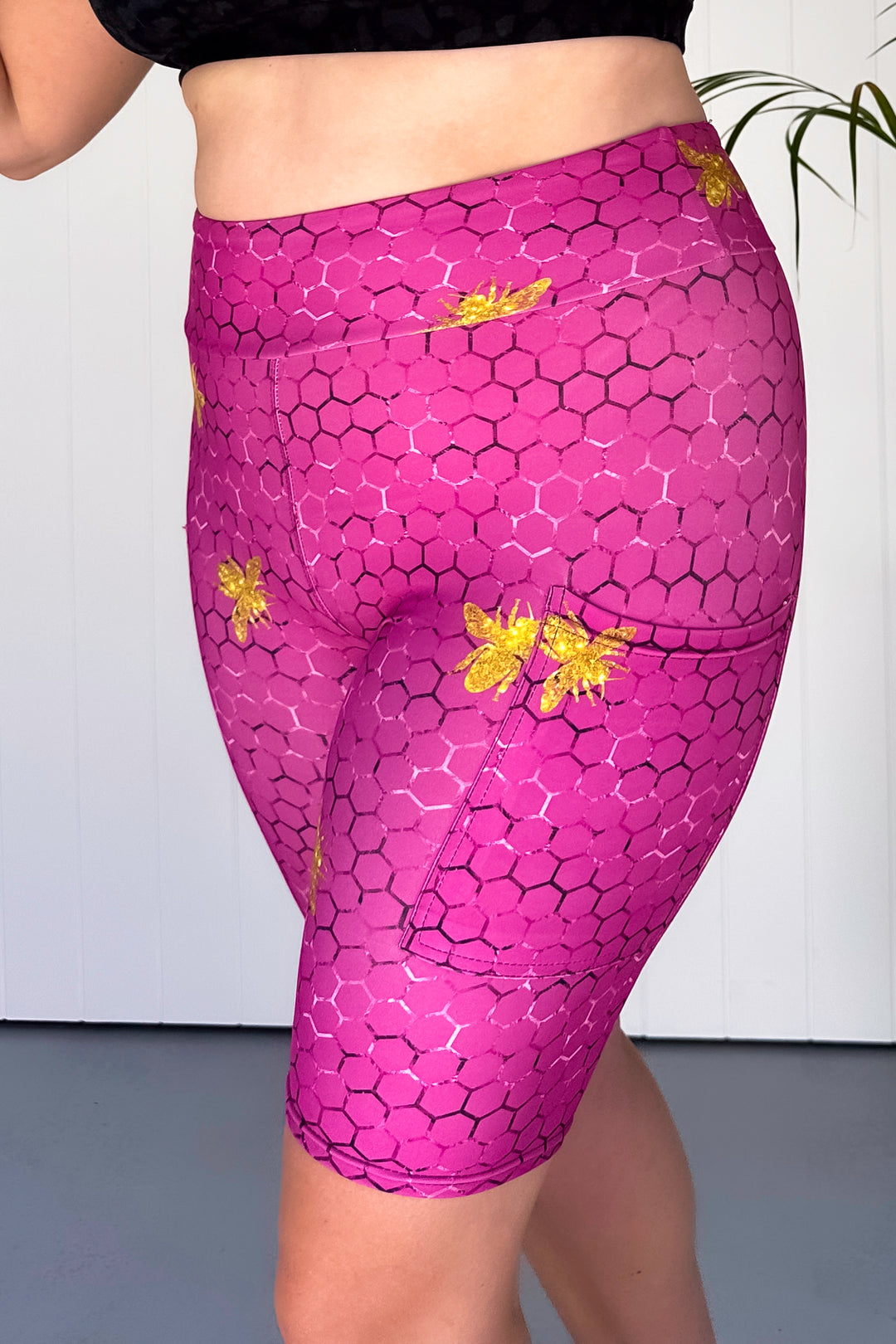 Golden Bee - Casual - Long Shorts - Pockets