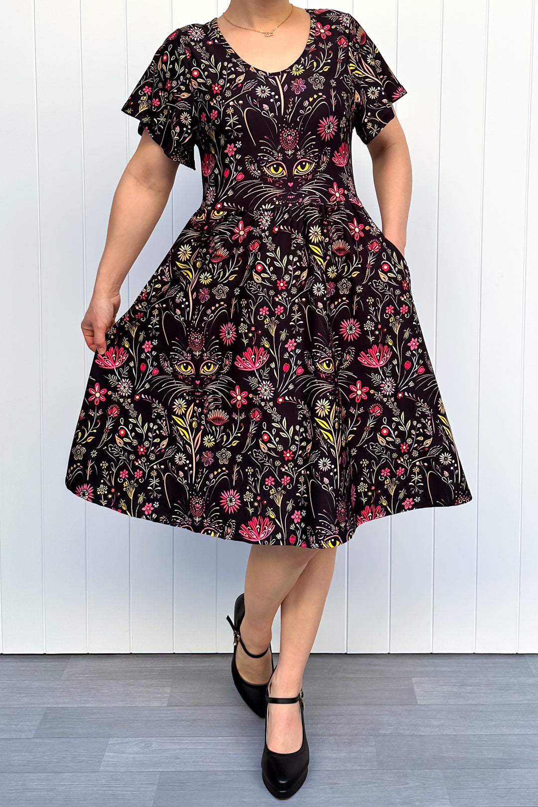 Whiskers and Wildflowers - Knee Length Dress - Flutter Sleeve - Pockets