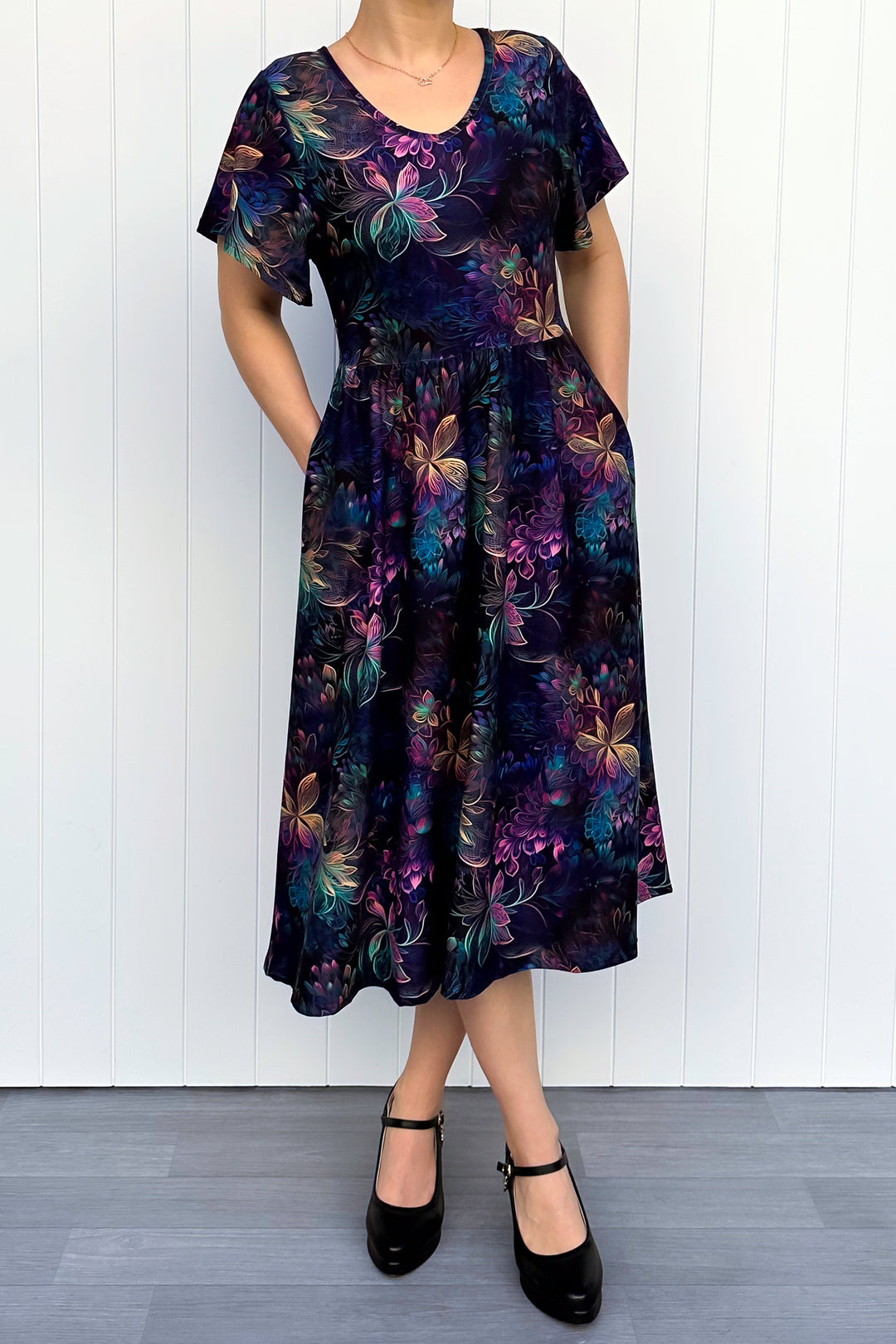 Spectral Garden - Midi Dress - Flutter Sleeve - Pockets