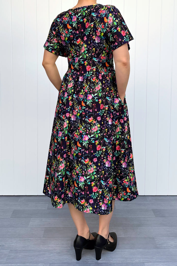 Birds and Blooms - Midi Dress - Flutter Sleeve - Pockets