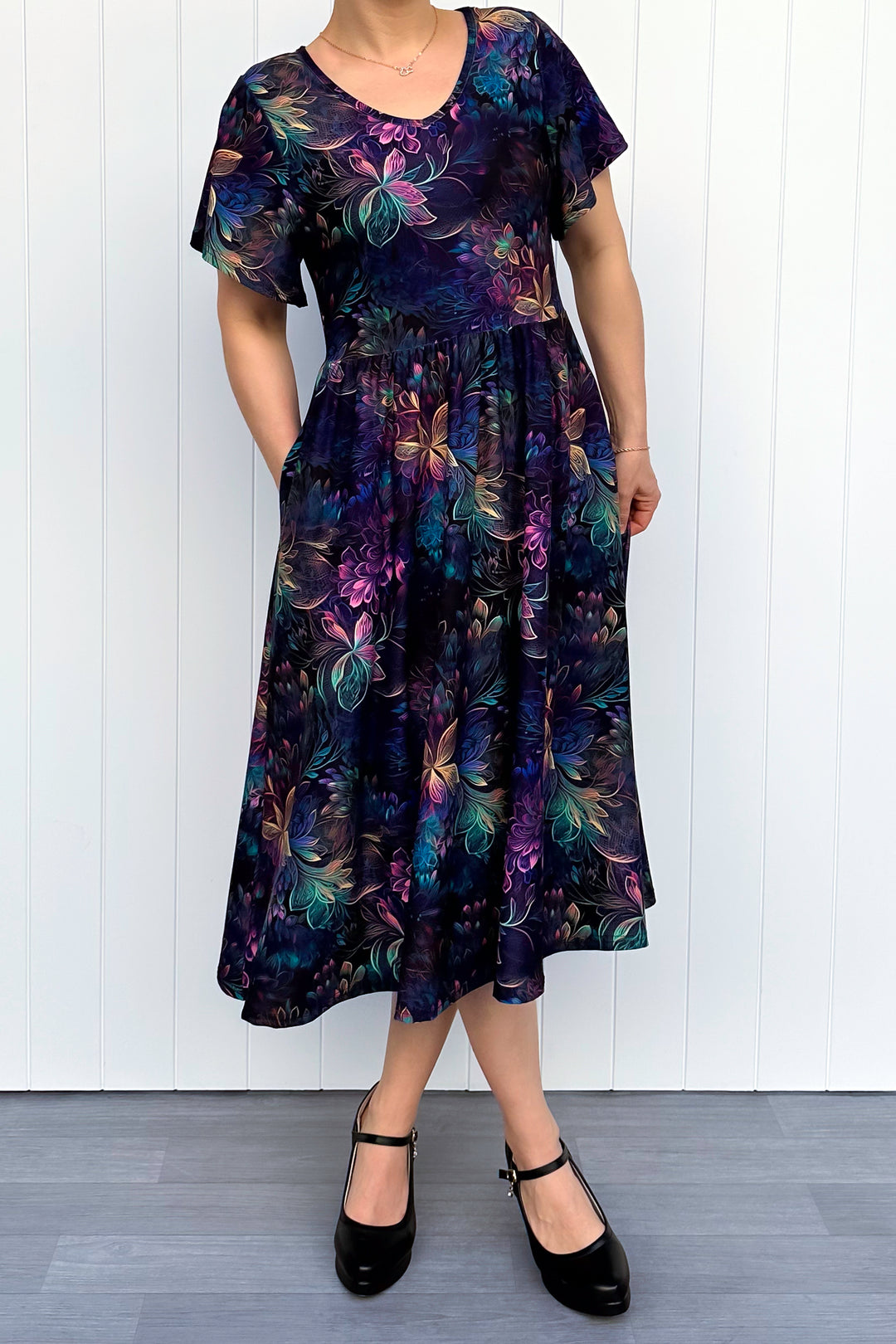 Spectral Garden - Midi Dress - Flutter Sleeve - Pockets