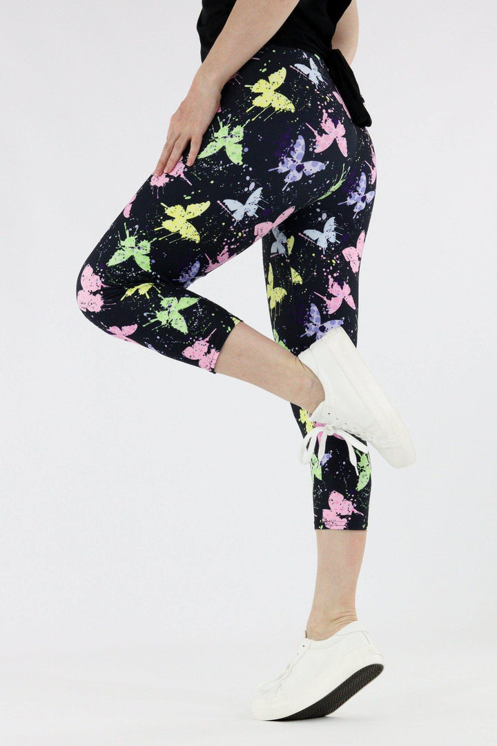 Butterfly Art - Casual Capri Leggings Casual Capri Leggings Pawlie   
