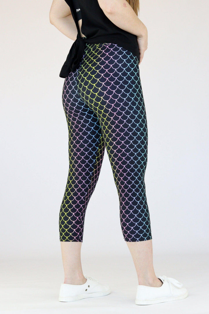 Rainbow Mermaid - Casual Capri Leggings Casual Capri Leggings Pawlie   