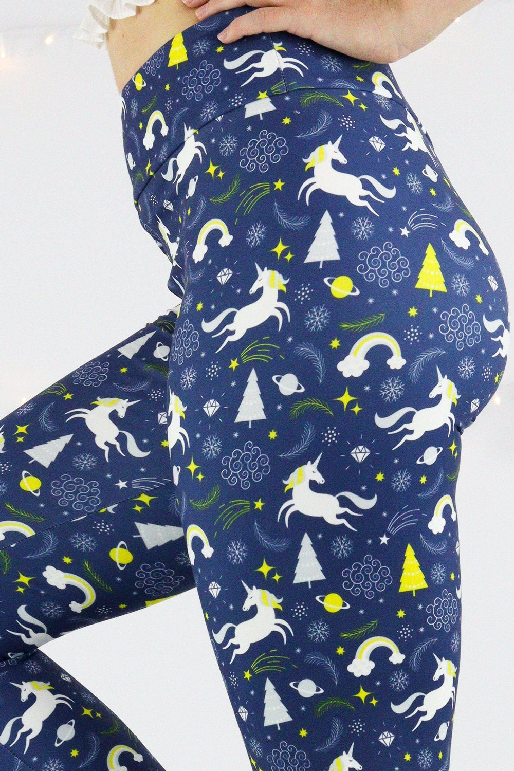 Christmas Unicorns Casual Capri Leggings – Pawlie