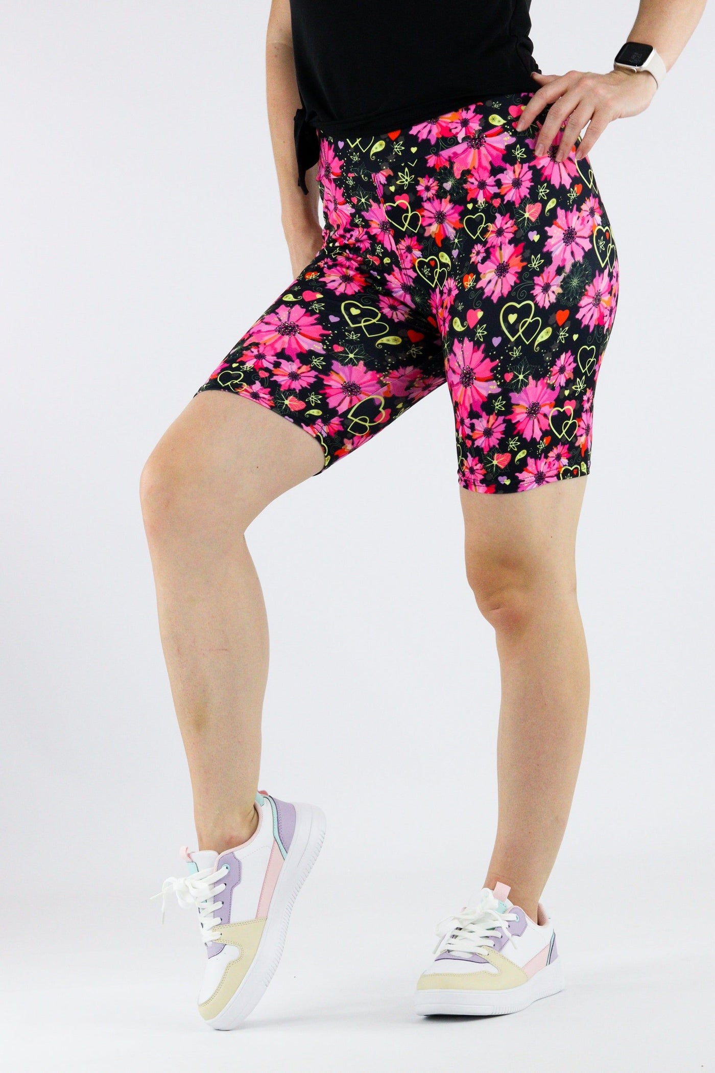 Floral Heart - Casual Mid Shorts Casual Shorts Pawlie   