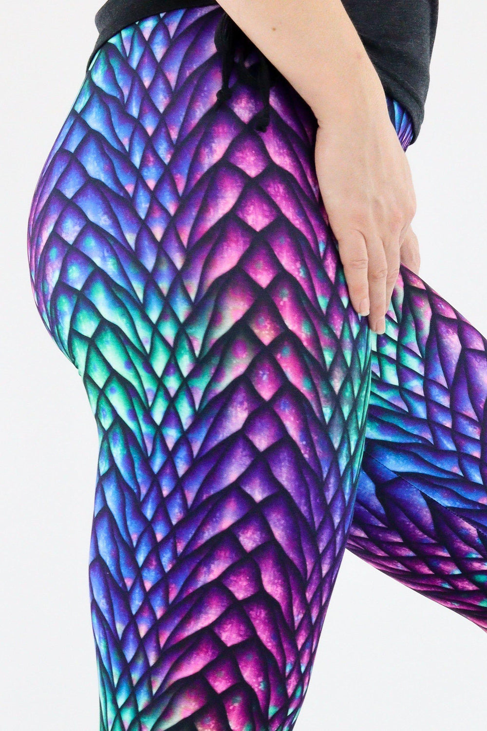 Radiant Dragon - Casual Capri Leggings Casual Capri Leggings Pawlie   