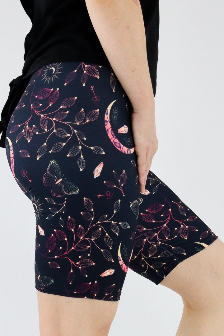 Mystical Fortunes - Casual - Long Shorts Casual Shorts Pawlie   
