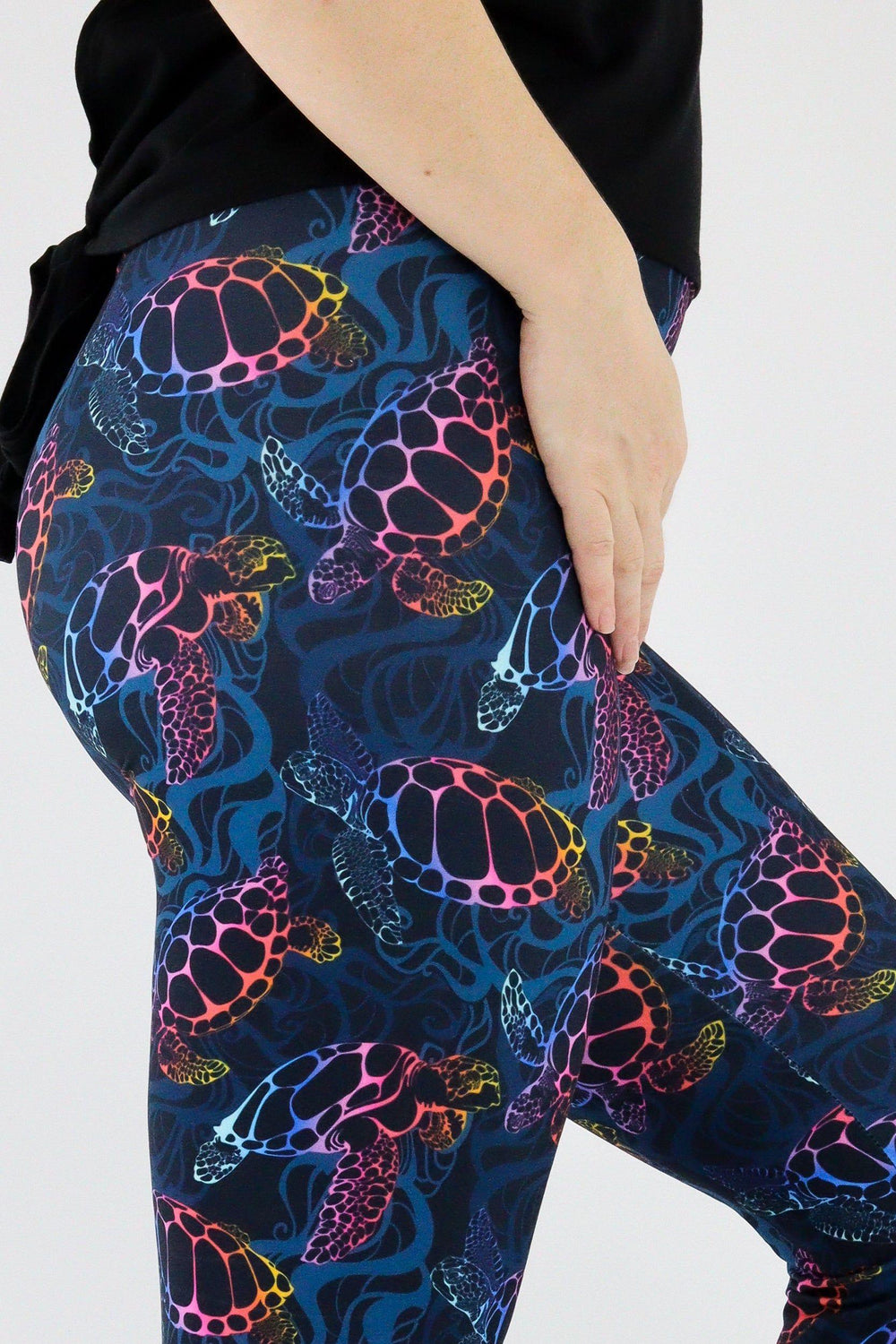 Turtle Ocean - Casual - Capri Leggings Casual Capri Leggings Pawlie   