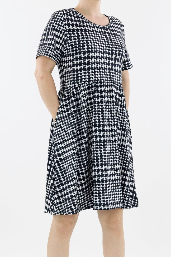 Houndstooth - Short Sleeve Skater Dress - Knee Length - Side Pockets Knee Length Skater Dress Pawlie   