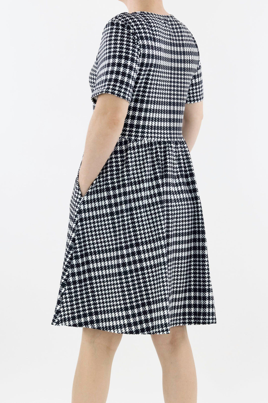 Houndstooth - Short Sleeve Skater Dress - Knee Length - Side Pockets Knee Length Skater Dress Pawlie   
