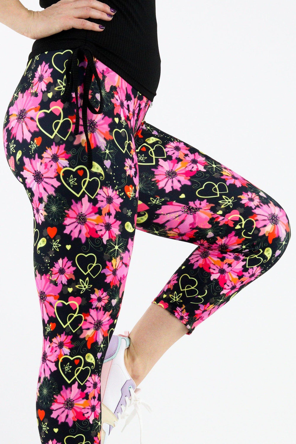 Floral Heart - Casual Capri Leggings Casual Capri Leggings Pawlie   