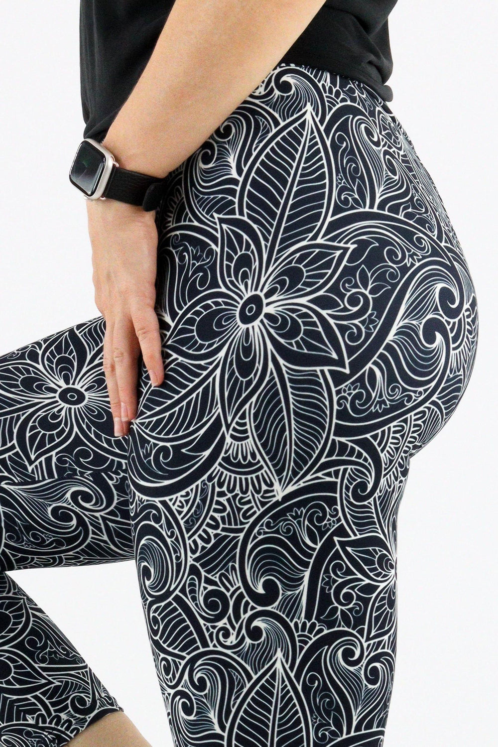 Monochrome Paisley - Casual - Capri Leggings Casual Capri Leggings Pawlie   