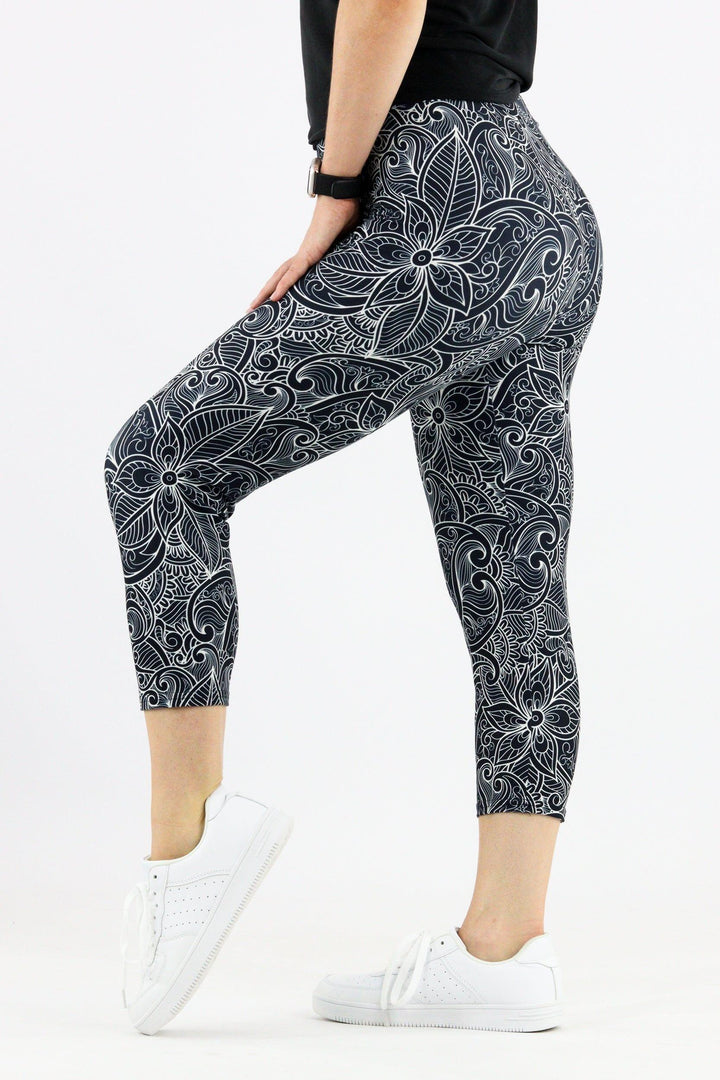Monochrome Paisley - Casual - Capri Leggings Casual Capri Leggings Pawlie   